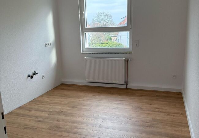 Raum mit neu verlegtem Boden